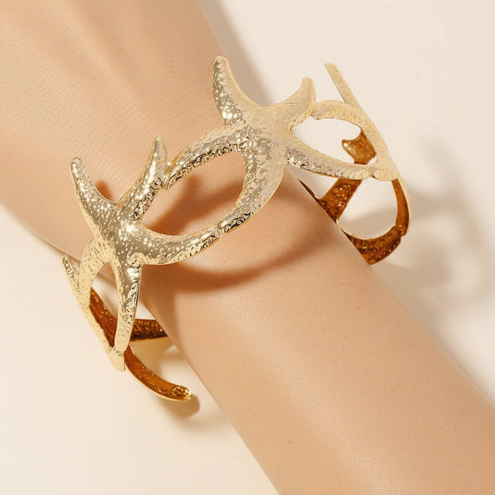 Textured Metallic Starfish Cuff Bracelet