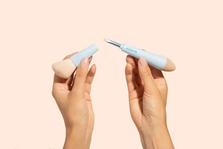 Multi-Tasker 4-in-1 Makeup Brush
